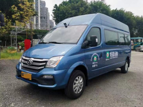 18座大通商务车